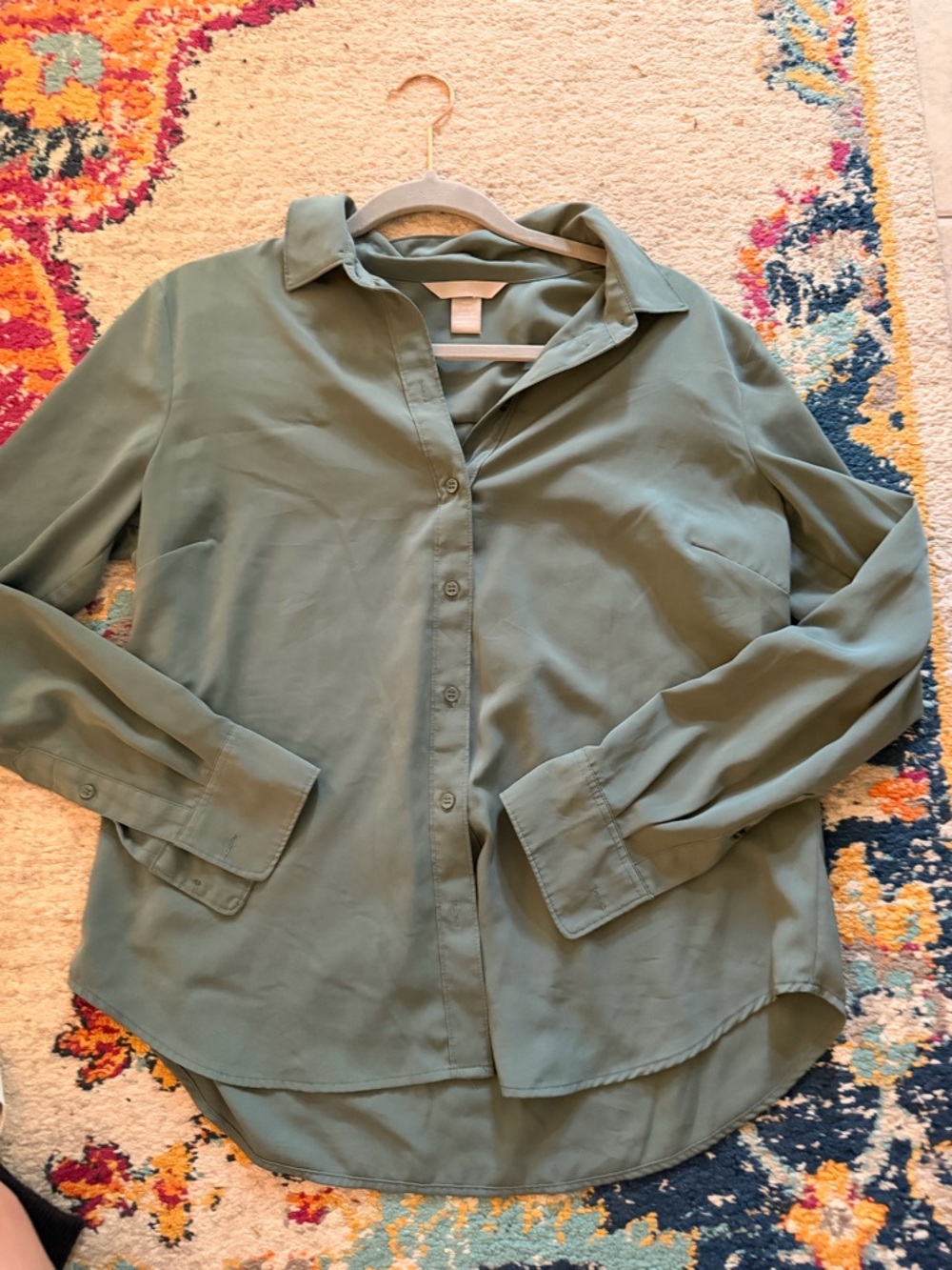 H&M Olive Green Long Sleeve Button-Down Shirt
